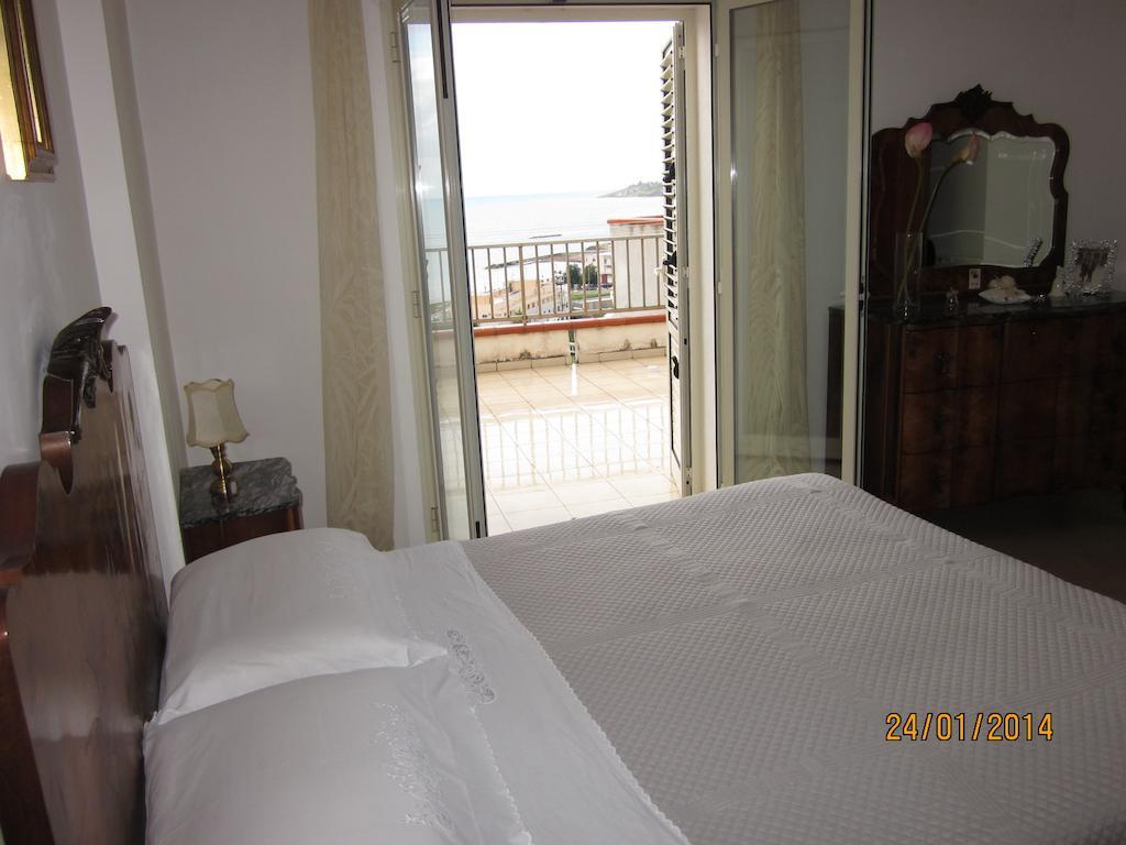 Appartamento Attico Con Vista Panoramica Sul Mare Sciacca Camera foto